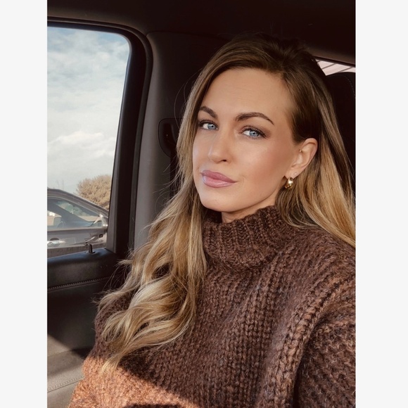 Brown Knit Oversized Pullover Turtleneck Sweater - Picture 9 of 10